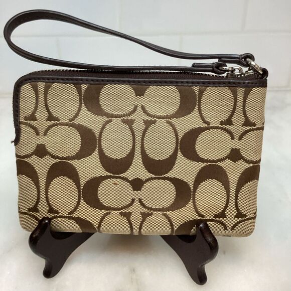 Coach Wristlet Bag Purse Jacquard Signature Logo Canvas Designer Pouch Wallet - Picture 3 of 9